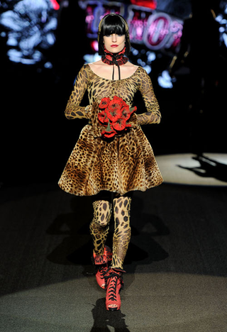 Illustration for article titled Betsey Johnson Breaks Hearts